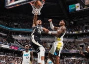 字母哥三巨头联手，爵士得分突破，逆转取胜冲击季后赛！