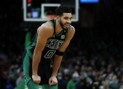 凯尔特人绝杀时刻，浓眉哥点燃赛场，狂砍50分迎来胜利！