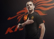 重返赛场引爆全场！，Uzi意外战胜切尔西赛场气氛高涨